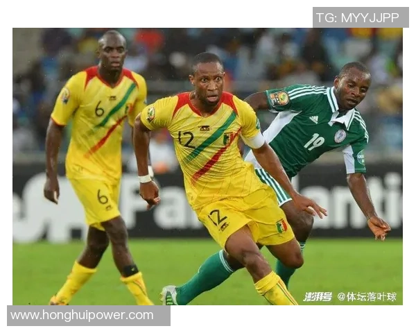 罗森伯格与拉齐奥的激烈对决揭示足球战术的博弈与魅力